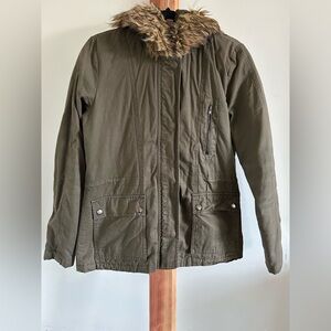 Forever 21 Olive Hooded Fur Trim Zipper Button Parka Jacket Women's Size M